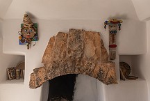 La Torretta fireplace corner
