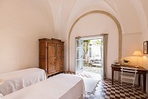 Palazzo Ferramosca_bedroom downstairs