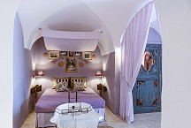 Molino Viola bedroom