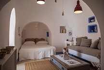 La Torretta double bedroom with sofa
