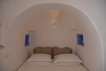 La Torretta Schlafzimmer mit großem Doppelbett