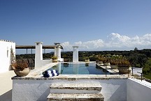 Masseria Petrarolo_rooftop with pool