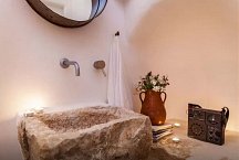 1859 Trullo Grande_1 of 3 bathrooms with shower